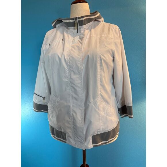 Chico's Zenergy Light Jacket Lined Pockets Attached Hood Zipper Snap Close 2 12 - Picture 7 of 9